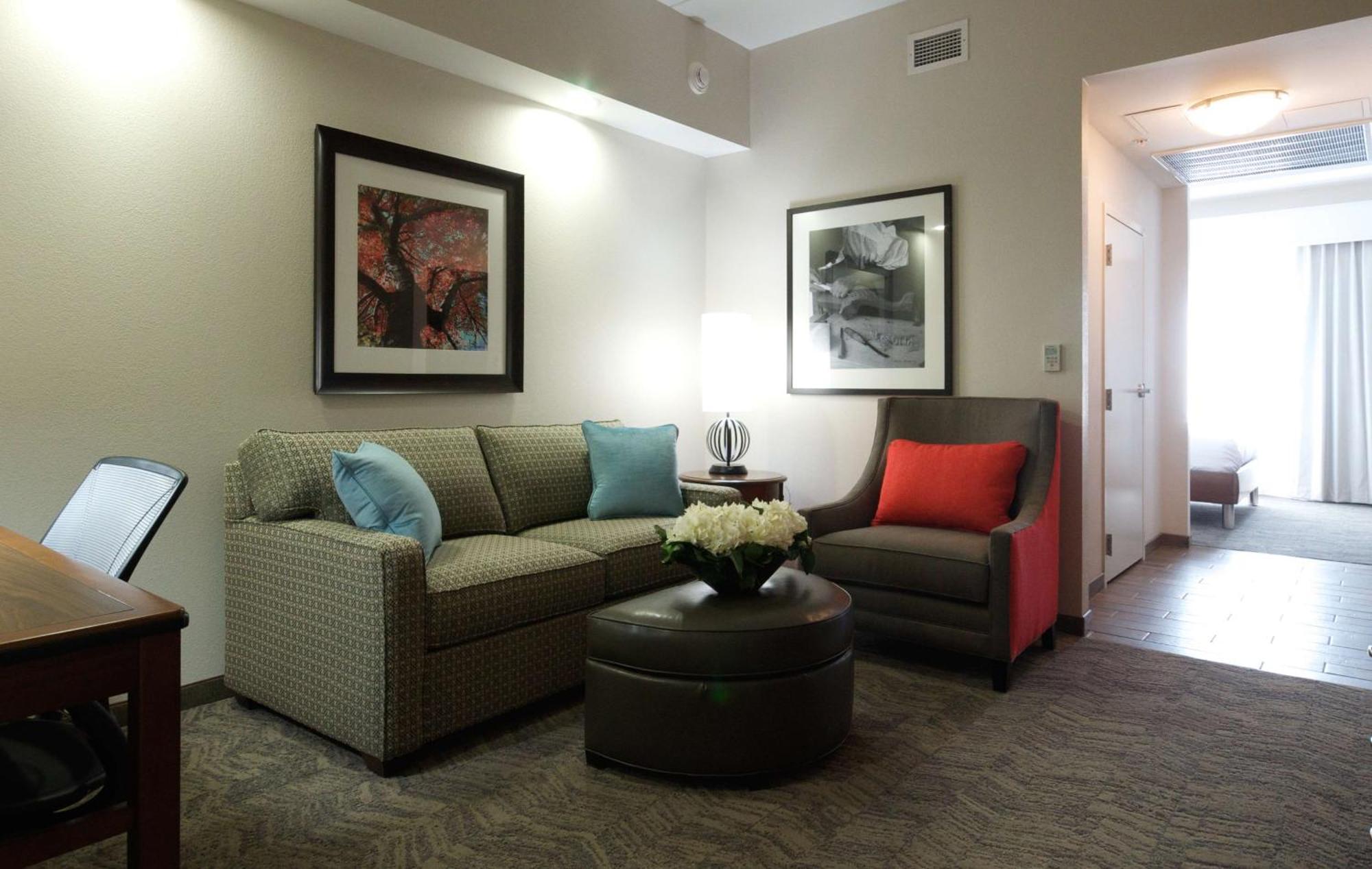 Hilton Garden Inn Hickory Exterior photo